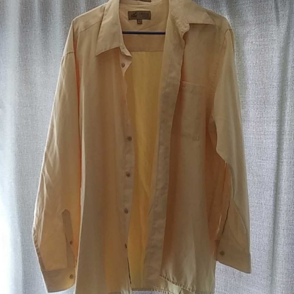 Long sleeve men's button down shirt